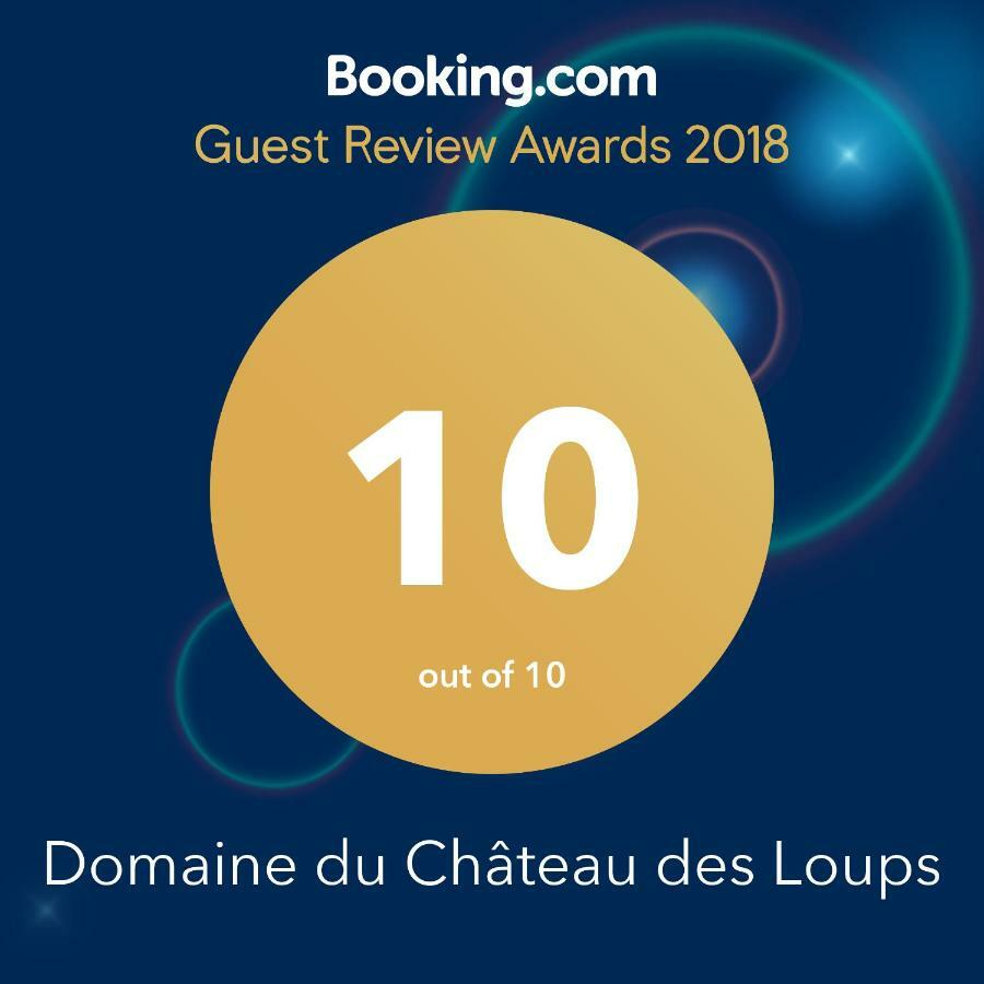 Château des Loups - Les Pommiers Echire Extérieur photo